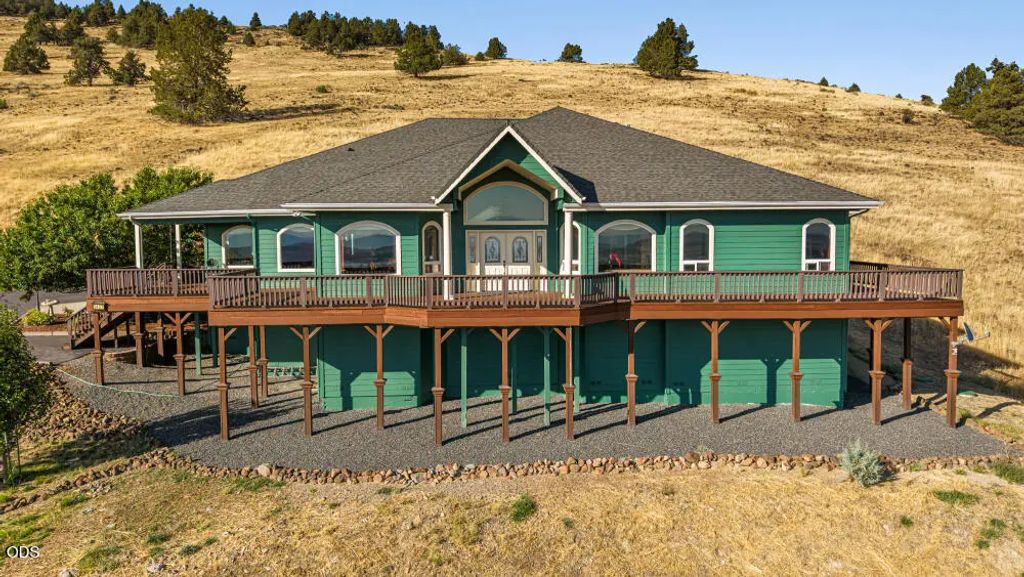 3427 Plum Hill Road, Klamath Falls