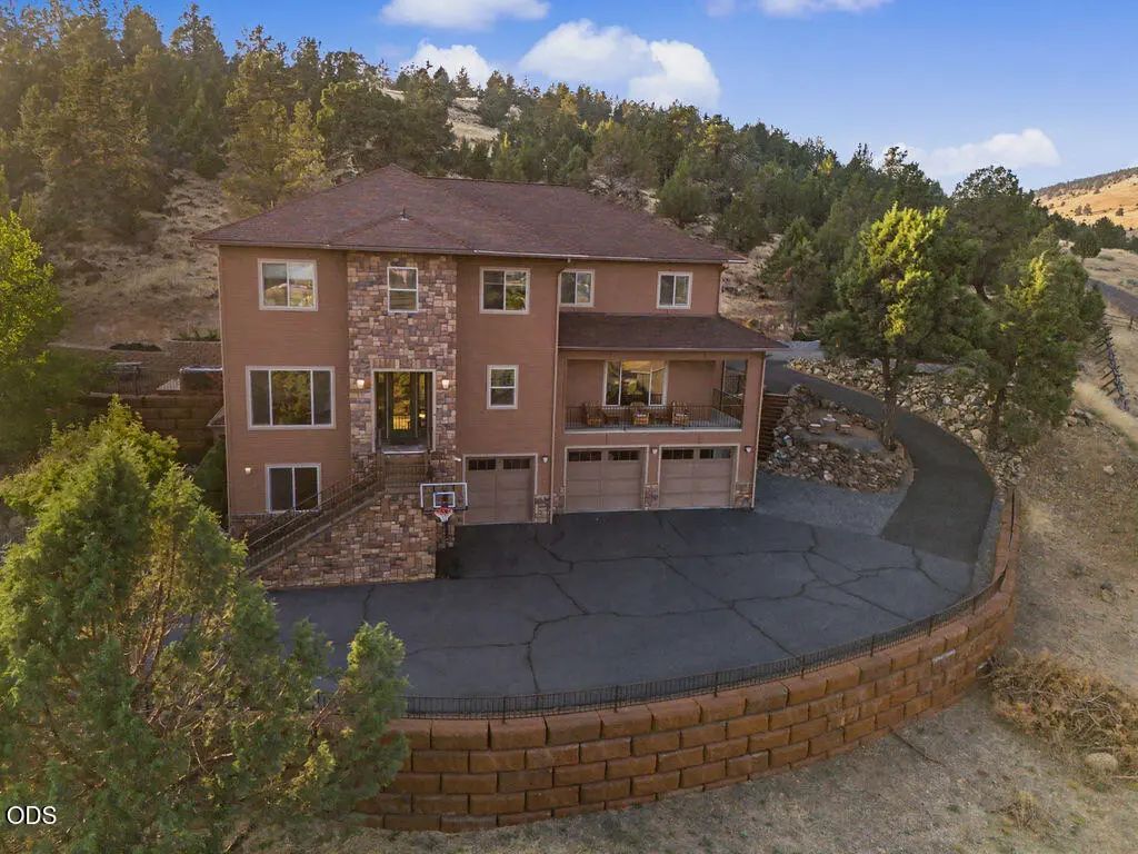 2706 Vale Road, Klamath Falls