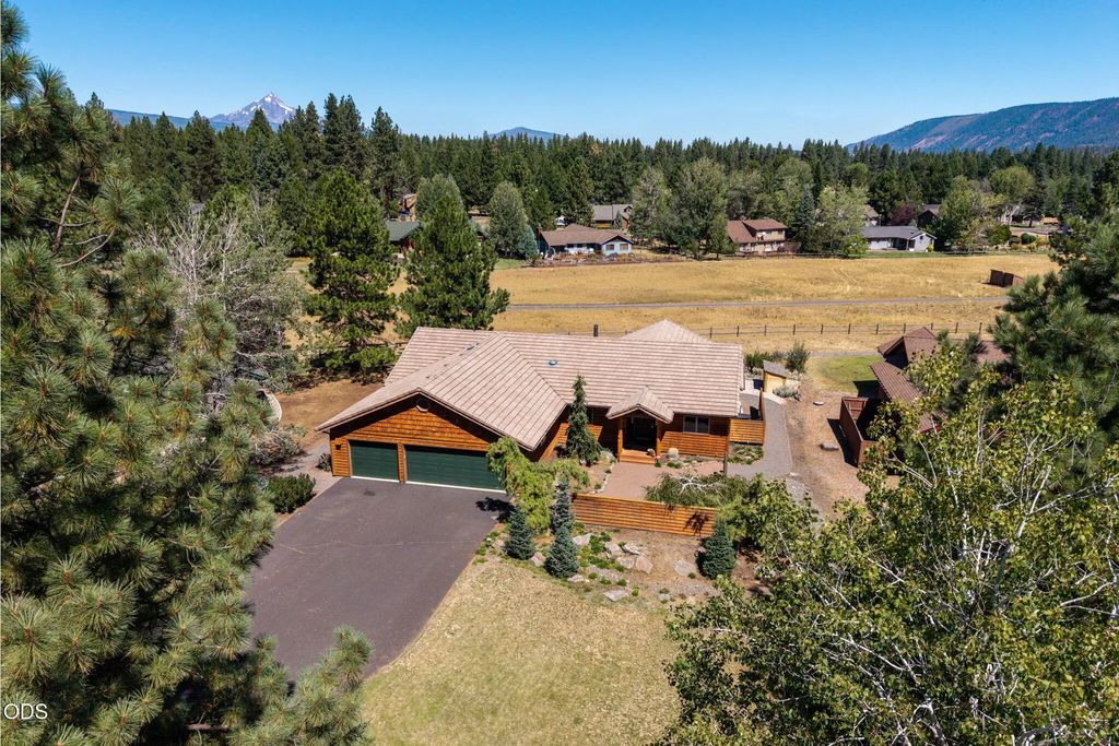 26342 Sw Metolius Meadows Drive, Camp Sherman
