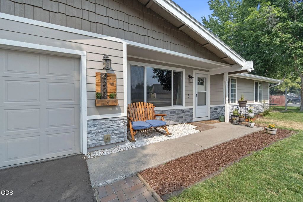 4208 Pepperwood Drive, Klamath Falls