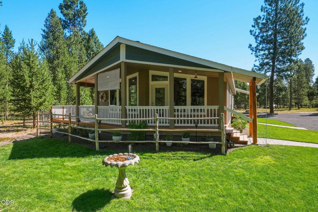 51646 Pine Loop Drive, La Pine