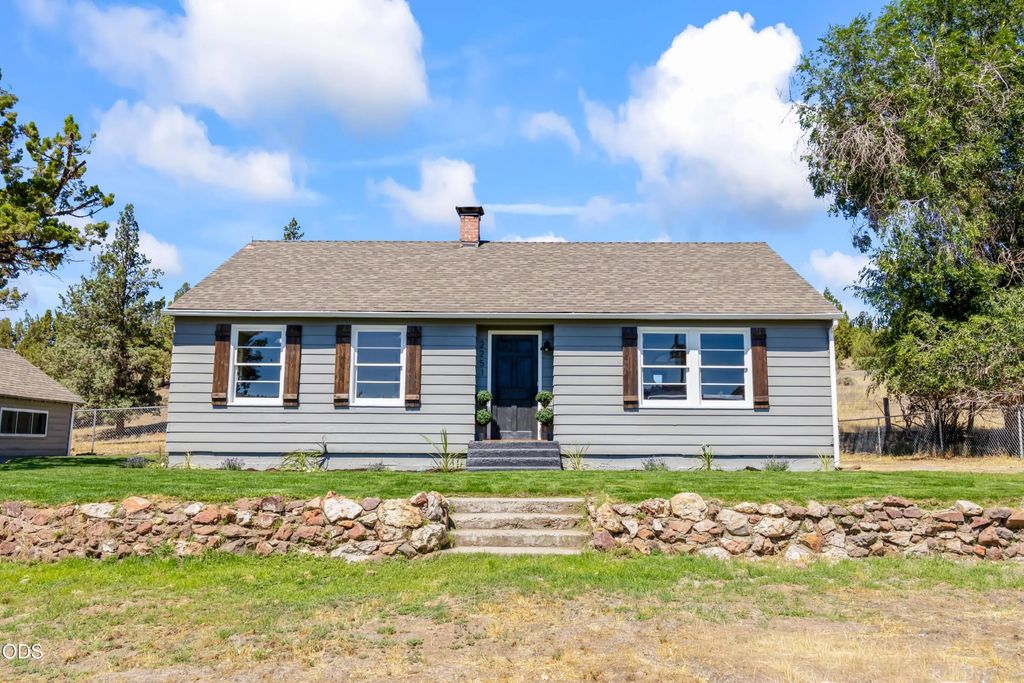 2251 Ne Laughlin Road, Prineville