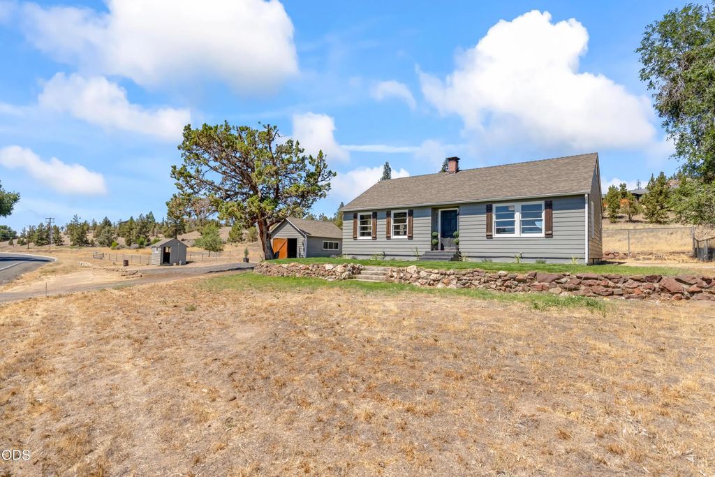 2251 Ne Laughlin Road, Prineville