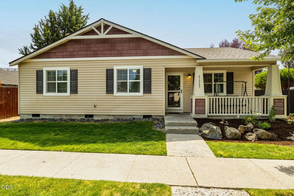 61049 Larkspur Loop, Bend