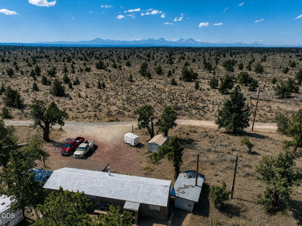 62888 Bend Road, Bend