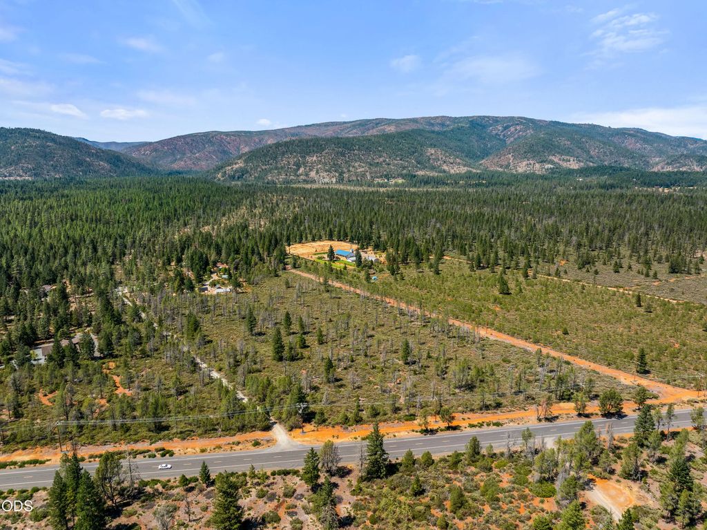 32142 Redwood Highway, O'Brien
