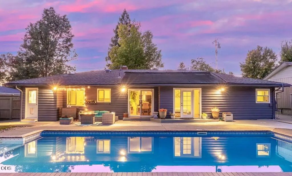 349 Lindero, Medford