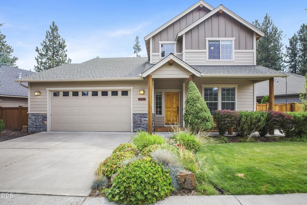 60814 Sawtooth Mountain Lane, Bend