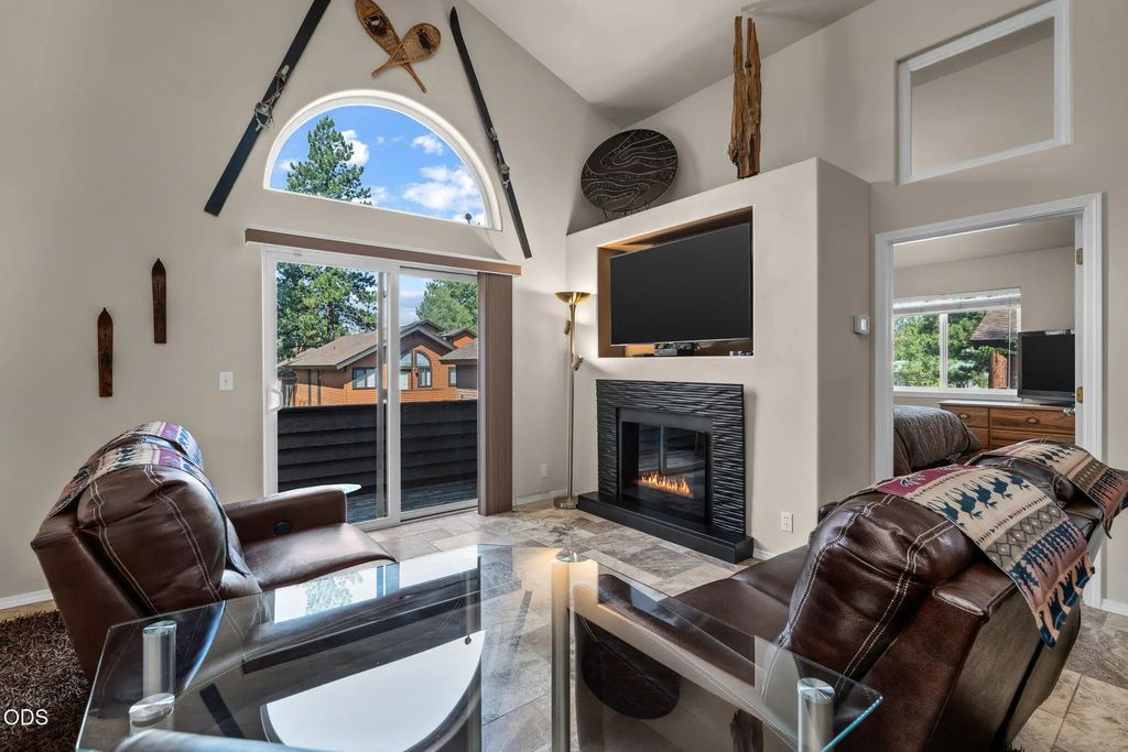 56860 Enterprise Drive # H1, Sunriver