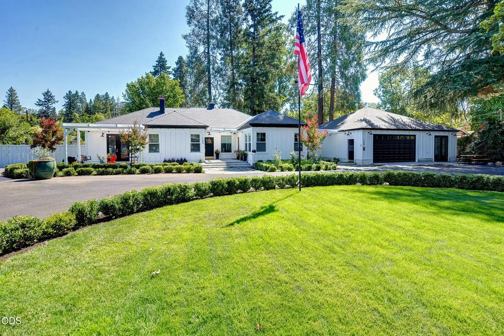 123 Vancouver Avenue, Medford