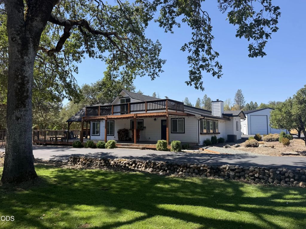 313 Hidden Acres Drive, Merlin