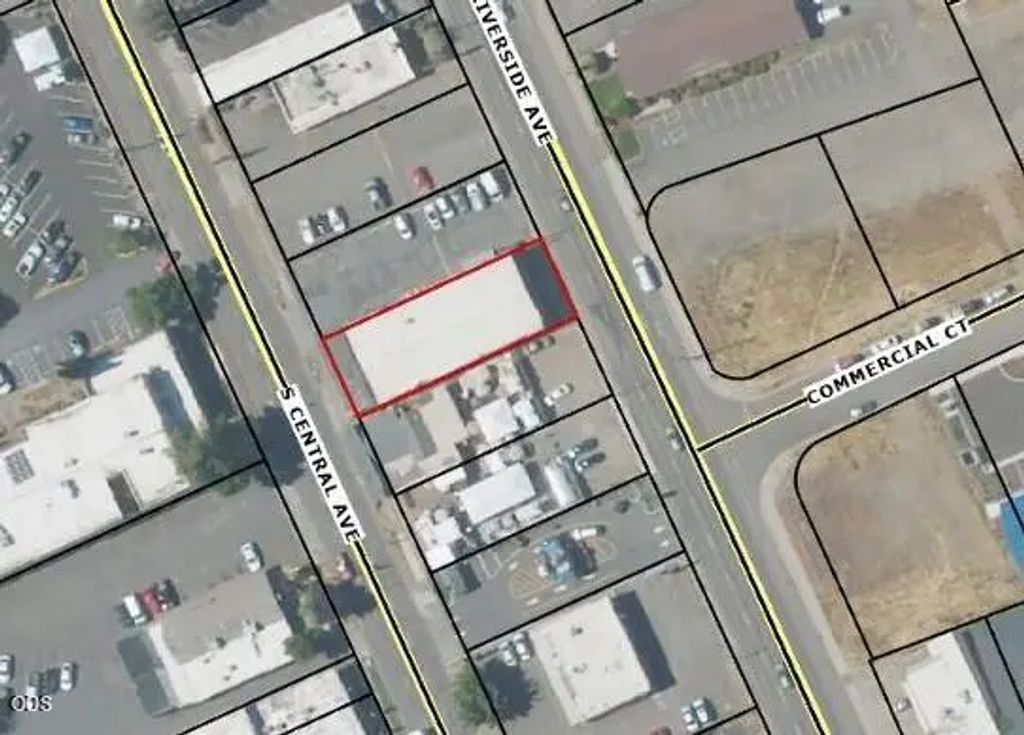 808 S Riverside Avenue, Medford