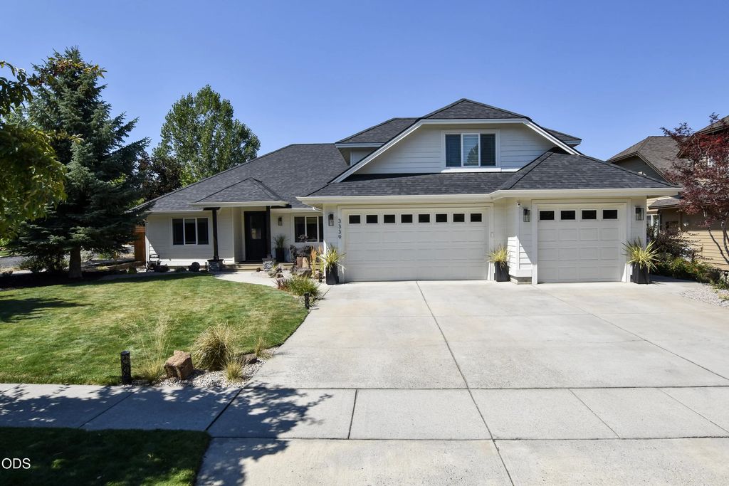 3339 Ne Sandalwood Drive, Bend