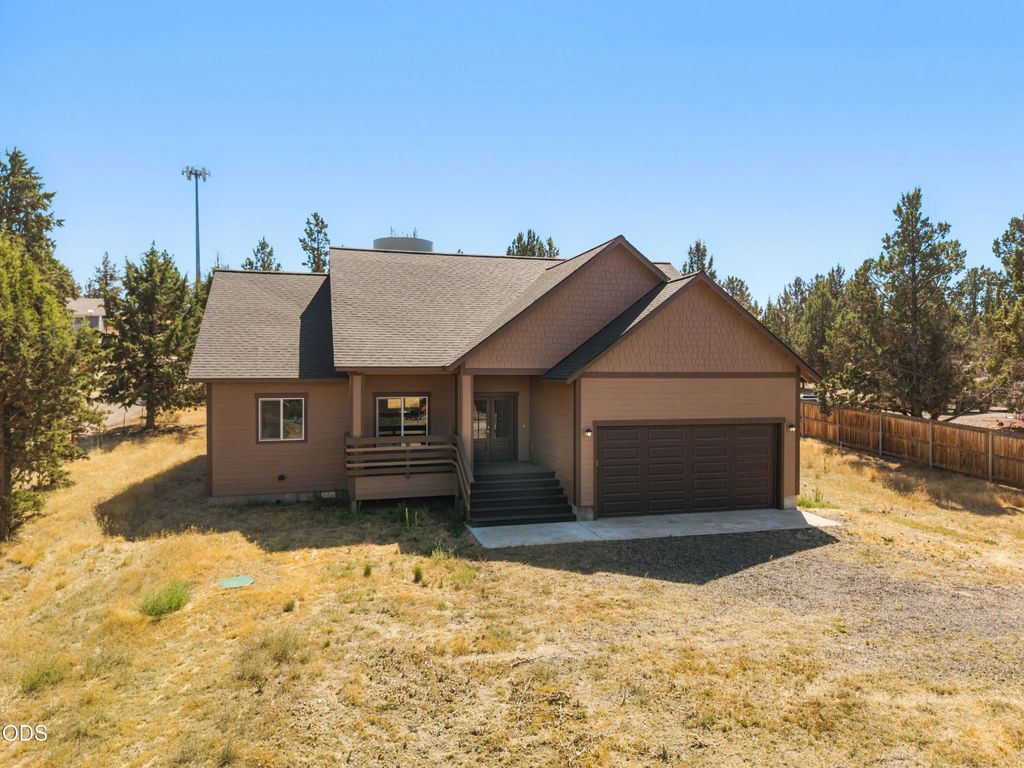 8111 Sw High Cone Drive, Terrebonne