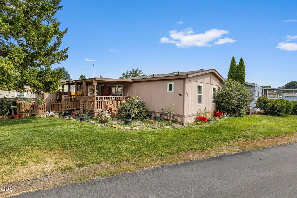 185 Nw Harwood Street Spc 46, Prineville