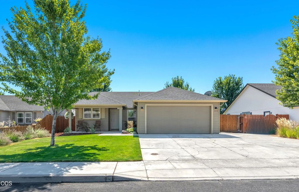 3172 Sw Deschutes Avenue, Redmond