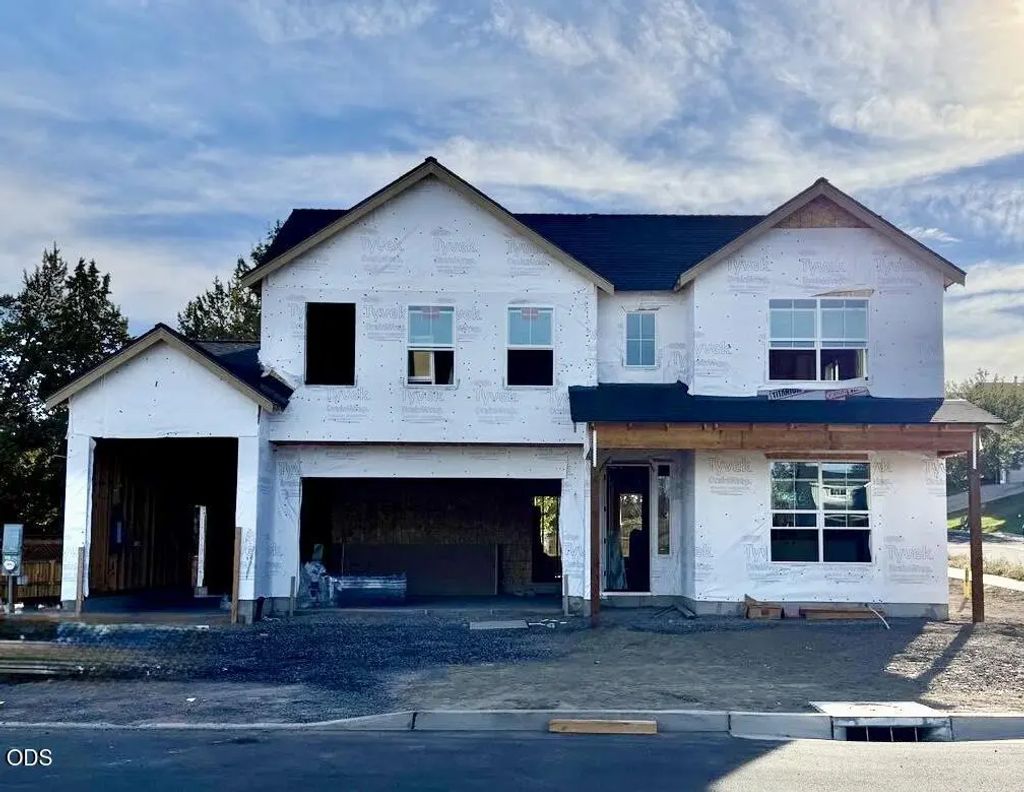 2096 Sw 42nd Street Lot 4, Redmond