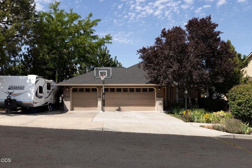 2462 Ne Lynda Lane, Bend