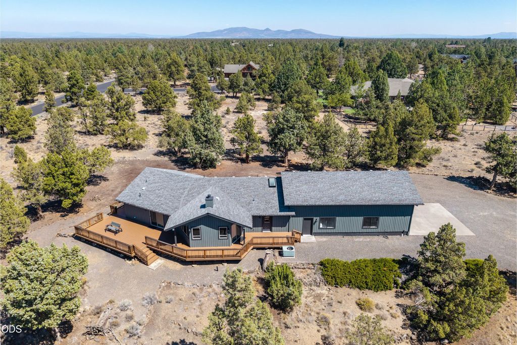 64741 Sylvan Loop, Bend