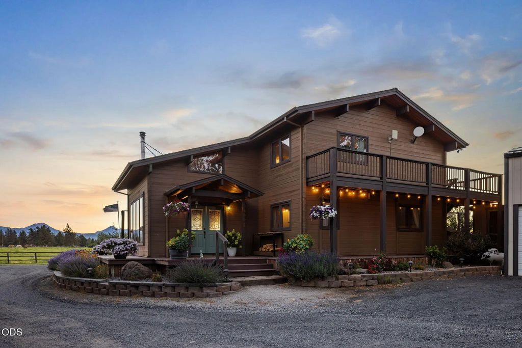 19100 Couch Market Road, Bend