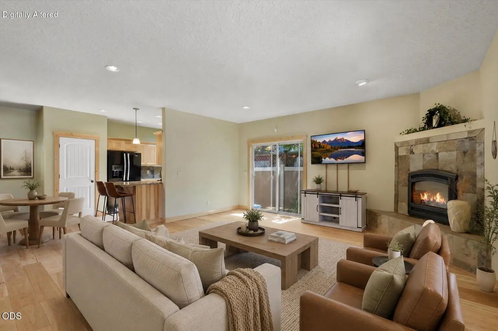 61390 Merriewood Court, Bend