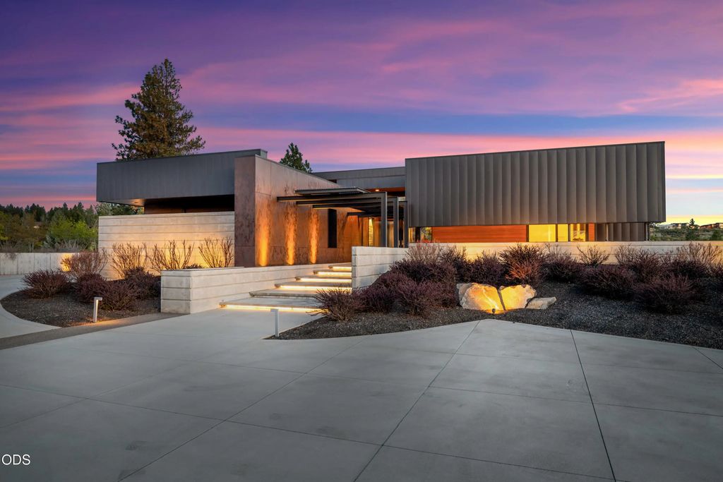 61456 Weinhard Court, Bend