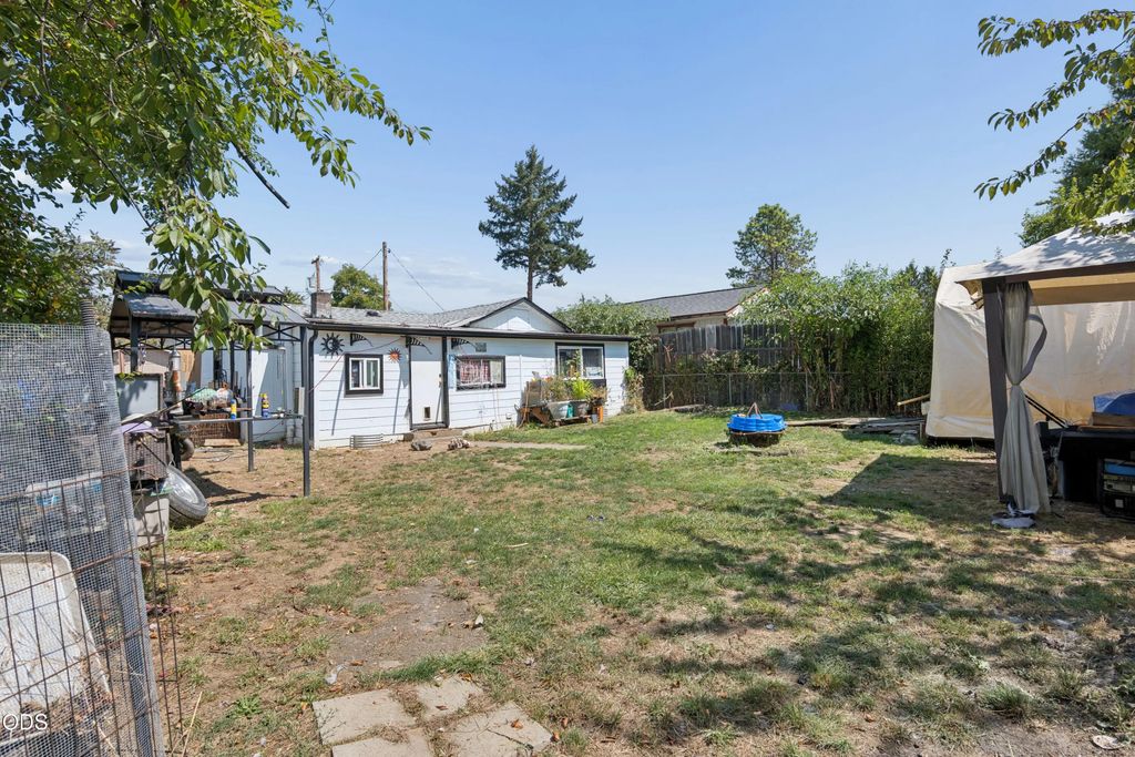 844 Ne Johnson Street, Myrtle Creek