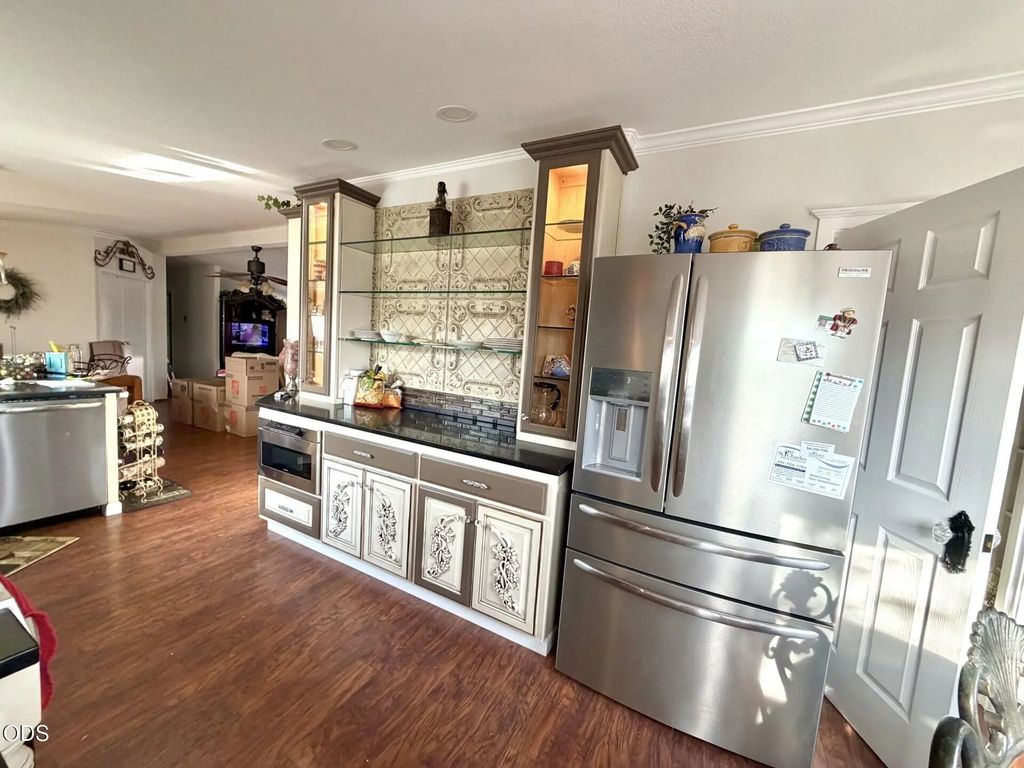 1001 Se 15th Unit 207, Bend