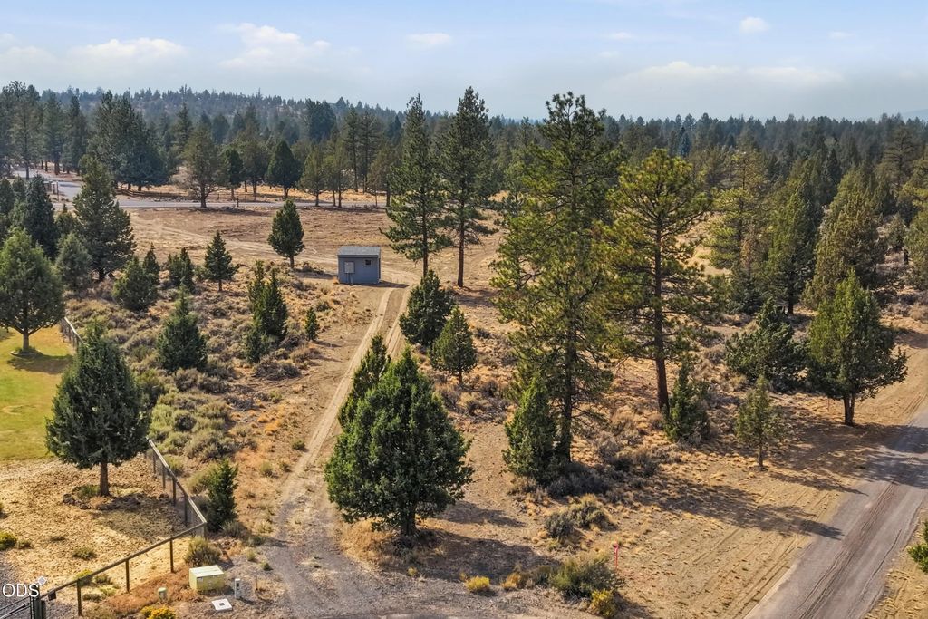 22018 Quebec Court, Bend
