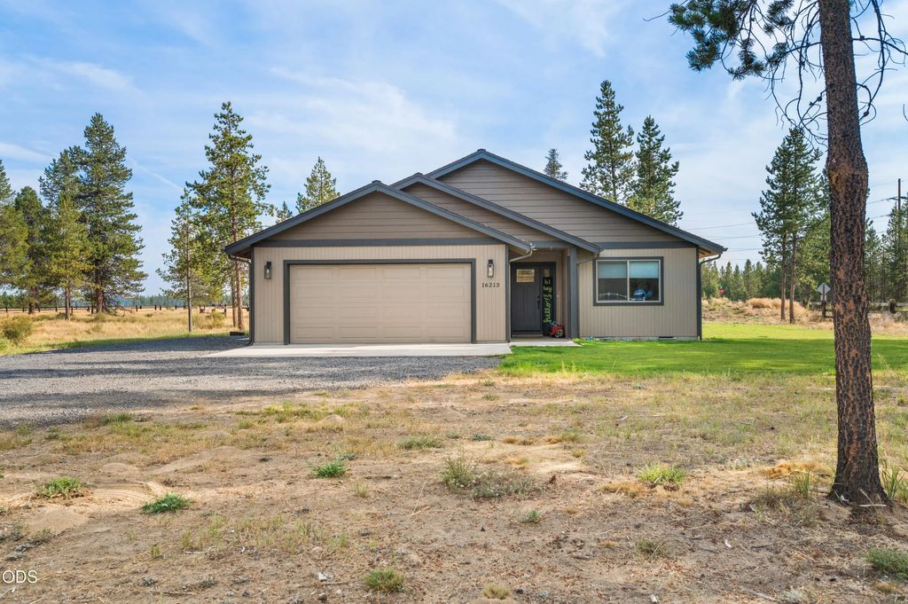 16213 5th Street, La Pine