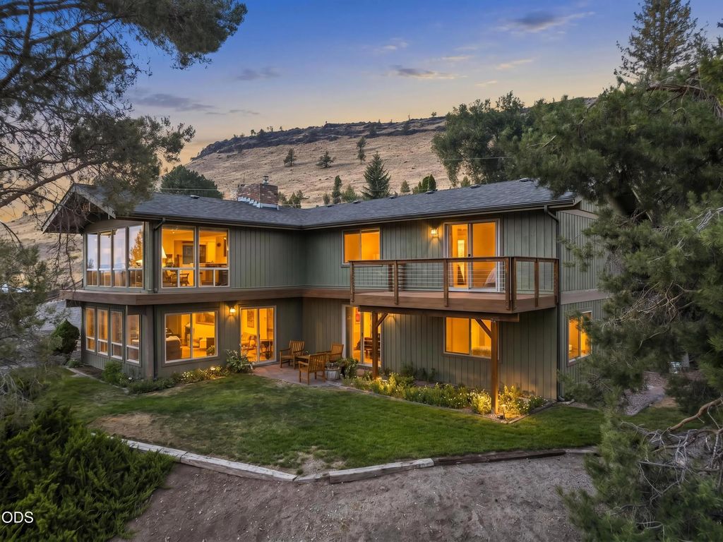 2582 Se Hill Street, Prineville
