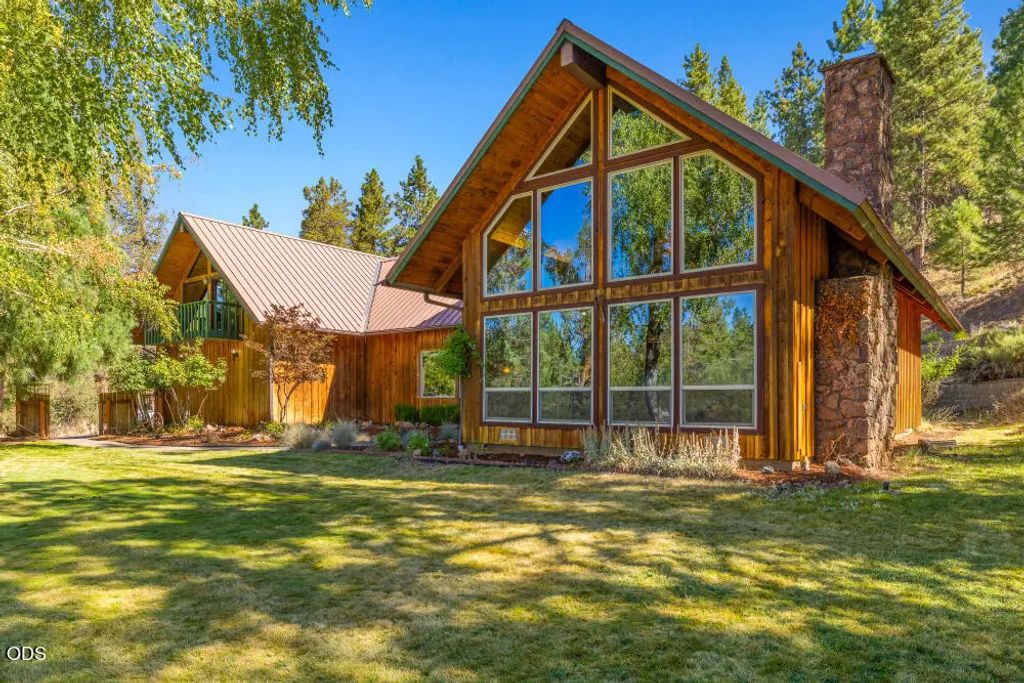 8609 Mclaughlin Lane, Klamath Falls