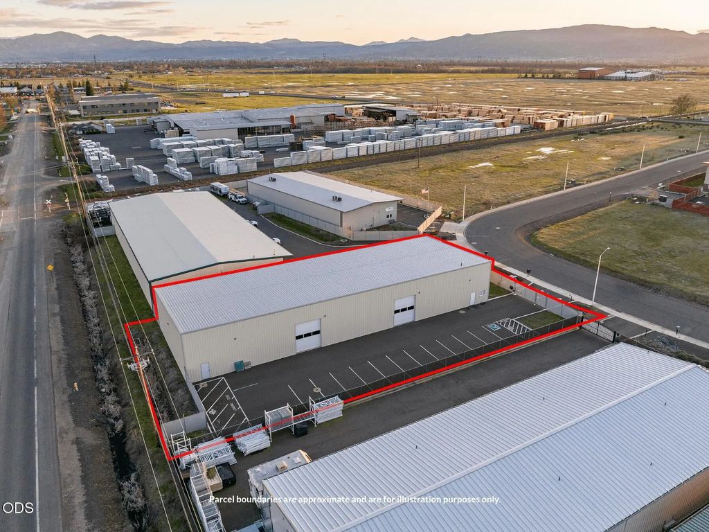 188 Salmon Way, White City