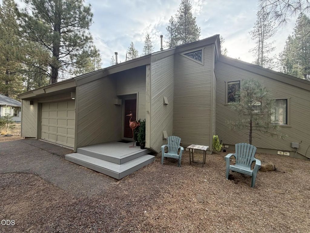 57384 Acacia Lane, Sunriver