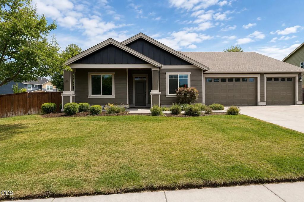 3707 Birddog Drive, Klamath Falls