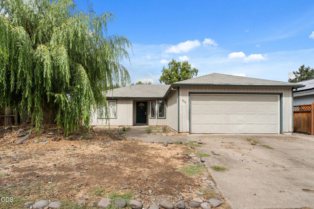 447 Mace Road, Medford