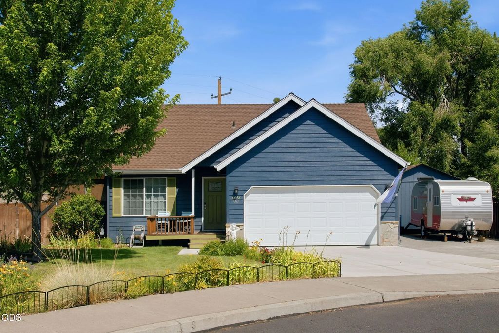 3242 Ne Woodbury Court, Bend