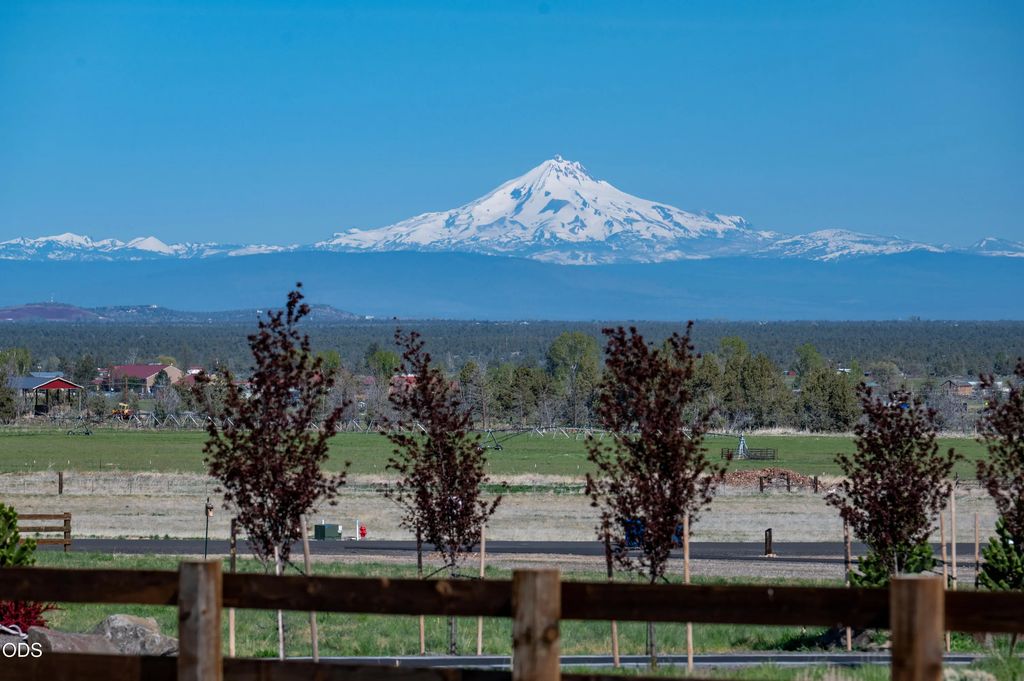 Sw Lot 16 Sw Mill Iron Circle, Powell Butte