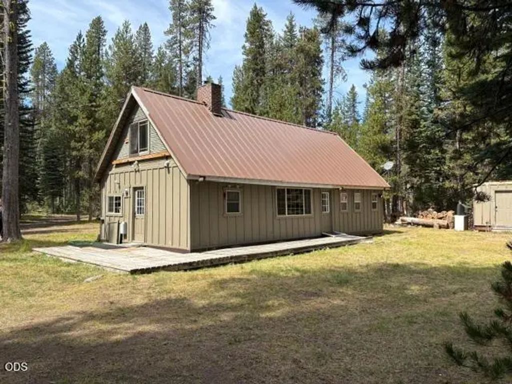 97 Diamond Lake Loop, Chemult