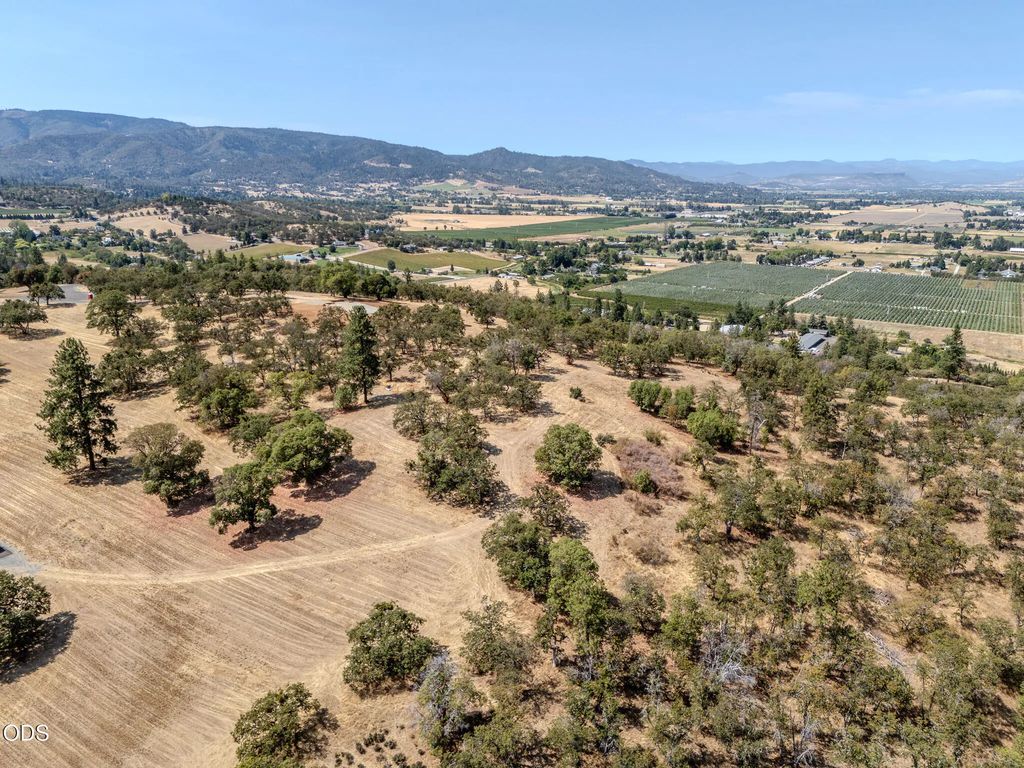 3563 S Stage Road Lot 5, Medford
