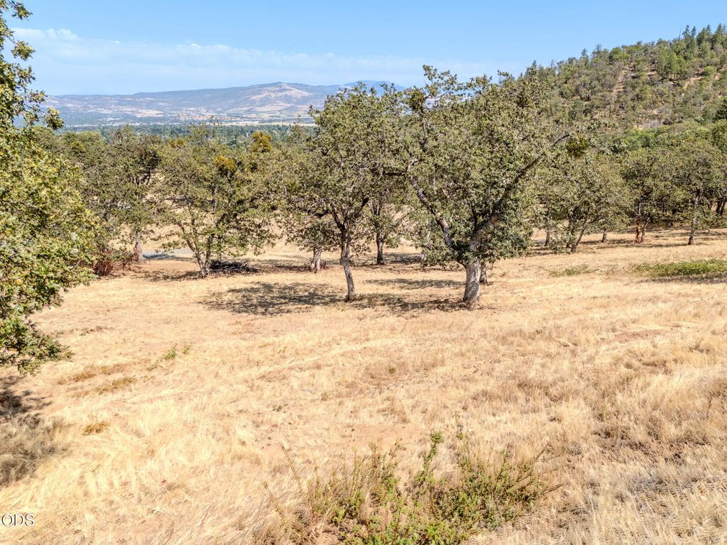3567 S Stage Road Lot 7, Medford
