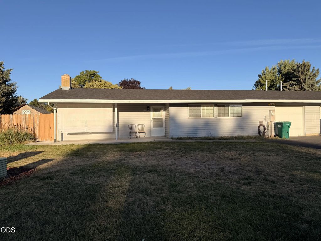 10687 Mcguire Avenue, Klamath Falls