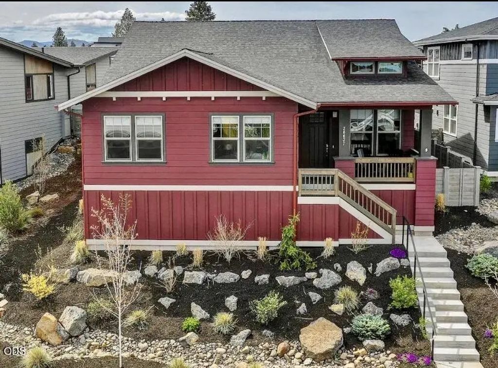20637 Se Cougar Peak Drive, Bend