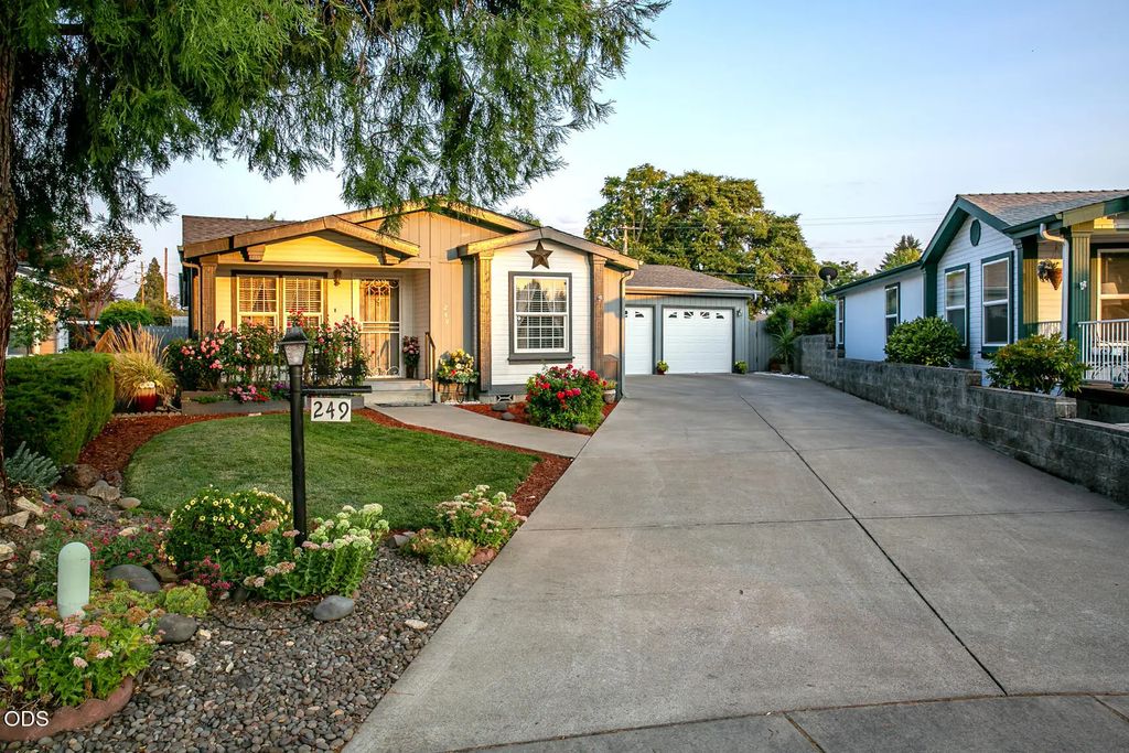 555 Freeman Road Unit 249, Central Point