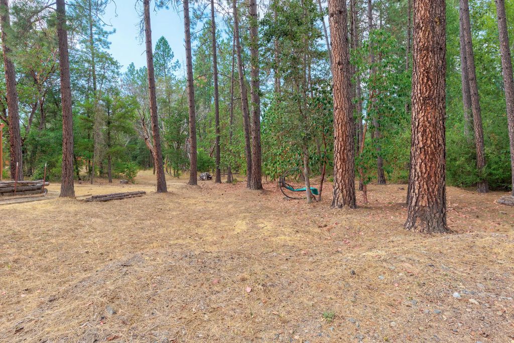 4529 E Evans Creek Road, Rogue River