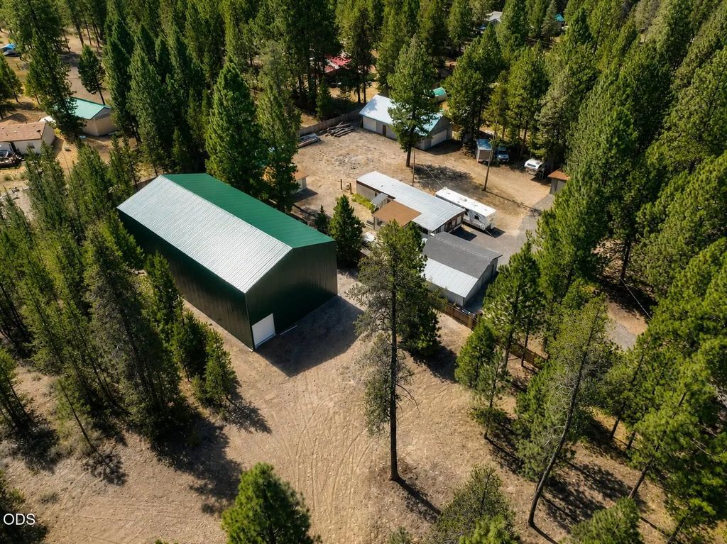 17661 Suza Court, La Pine