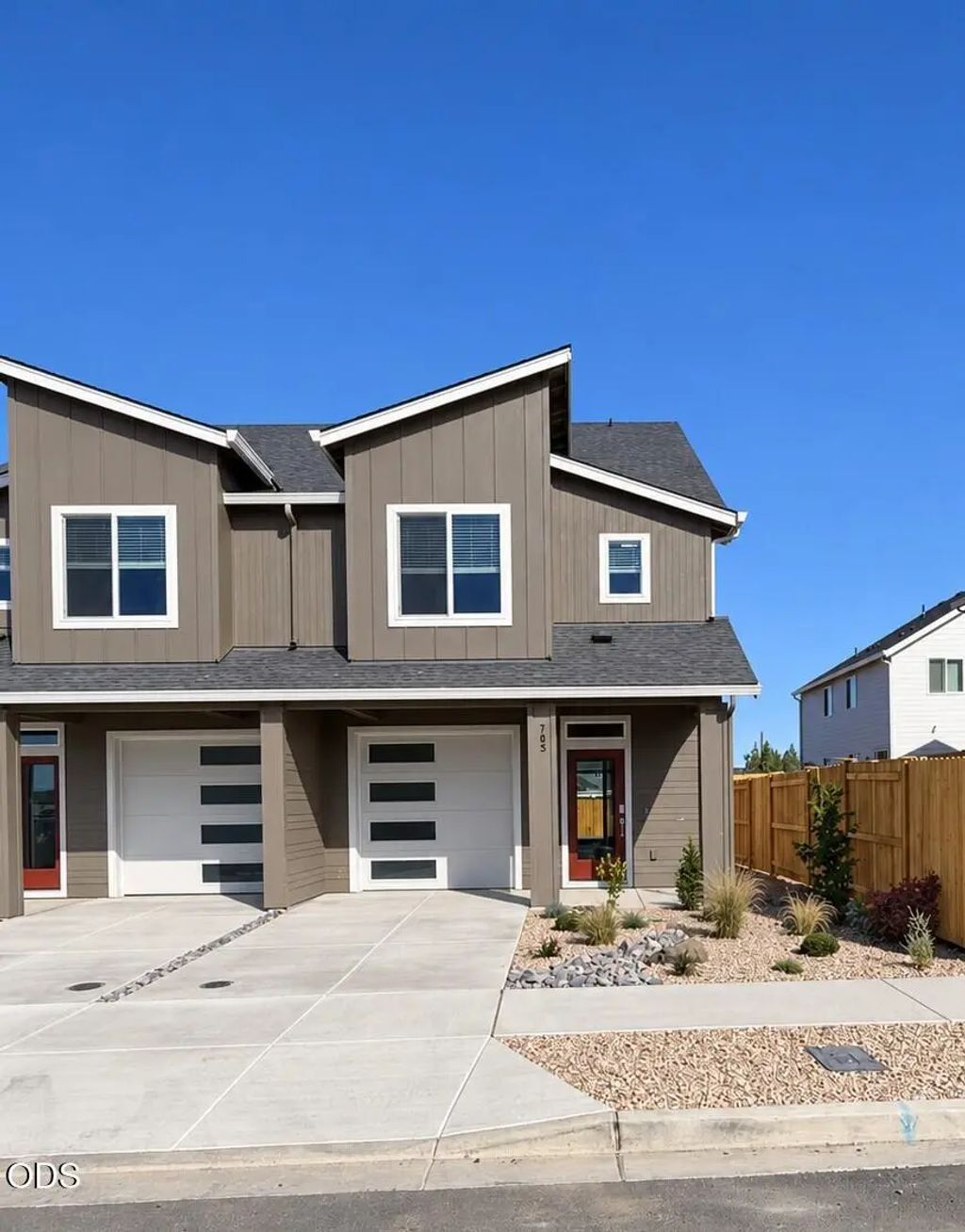 705 Nw Walnut Avenue, Redmond