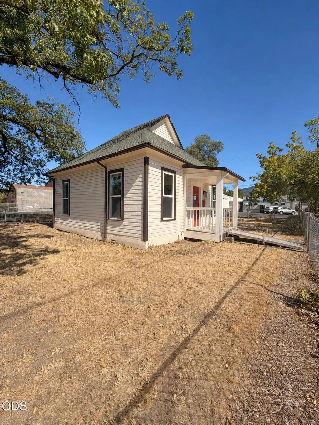 316 Se 8th Street, Grants Pass