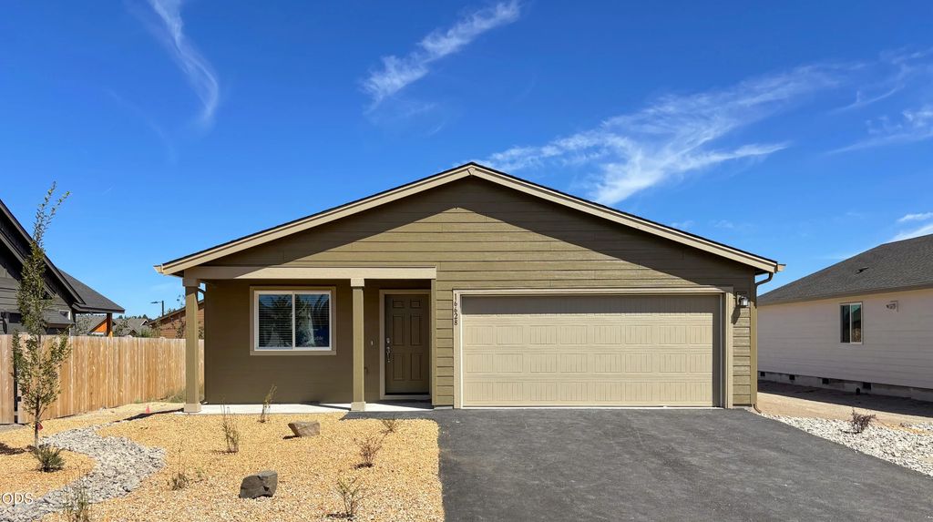 16628 Memorial Lane, La Pine