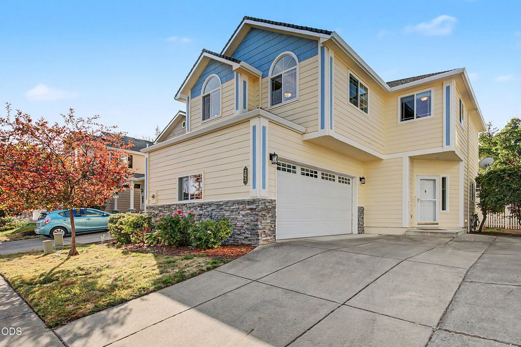 292 Meadow Drive, Ashland